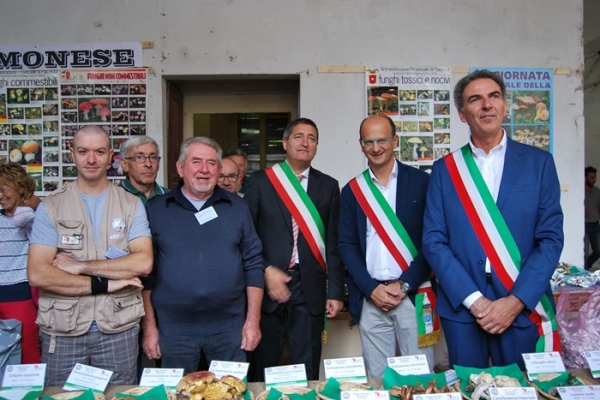 monticelli-2016-41-copiaEC4C3466-F15D-8146-C3E4-E4370B776878.jpg